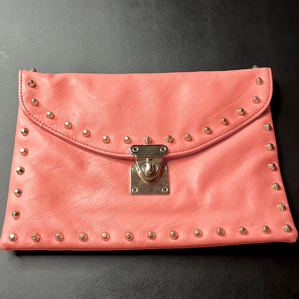 Forever 21 clutch